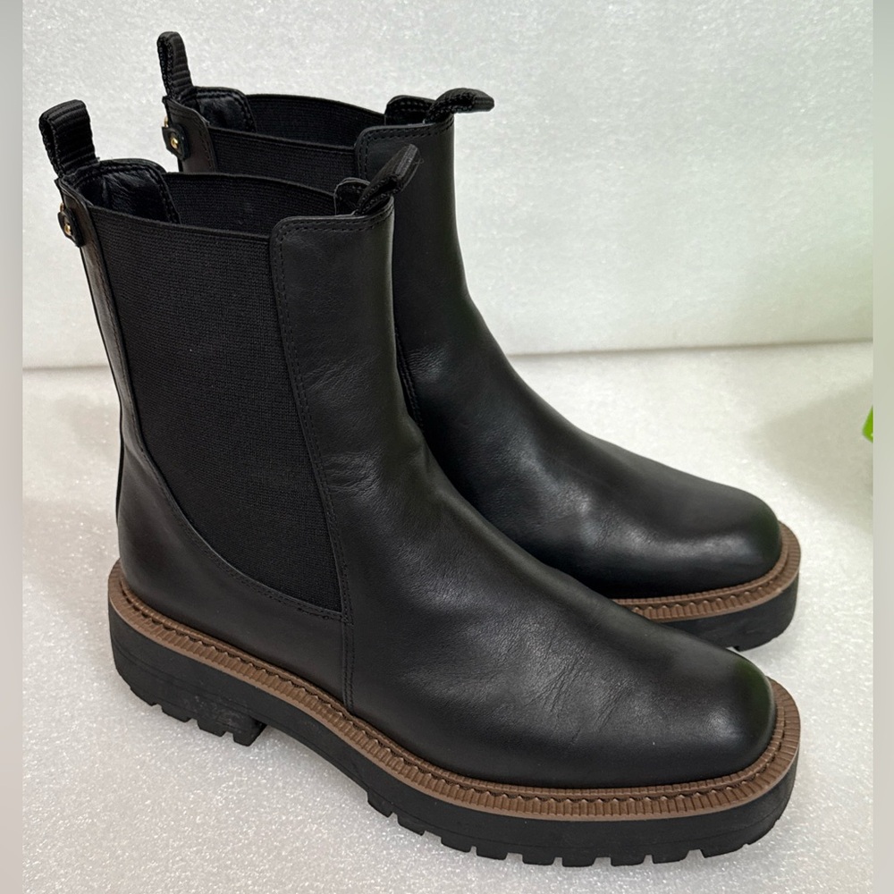 Sam edelman womens laguna chelsea boot Waterproof Lug Sole Size 8.5